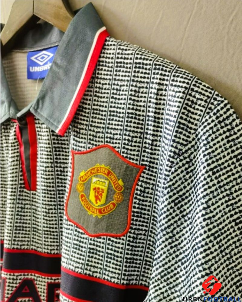 CANTONA ERIC 1995-96 (Man U)