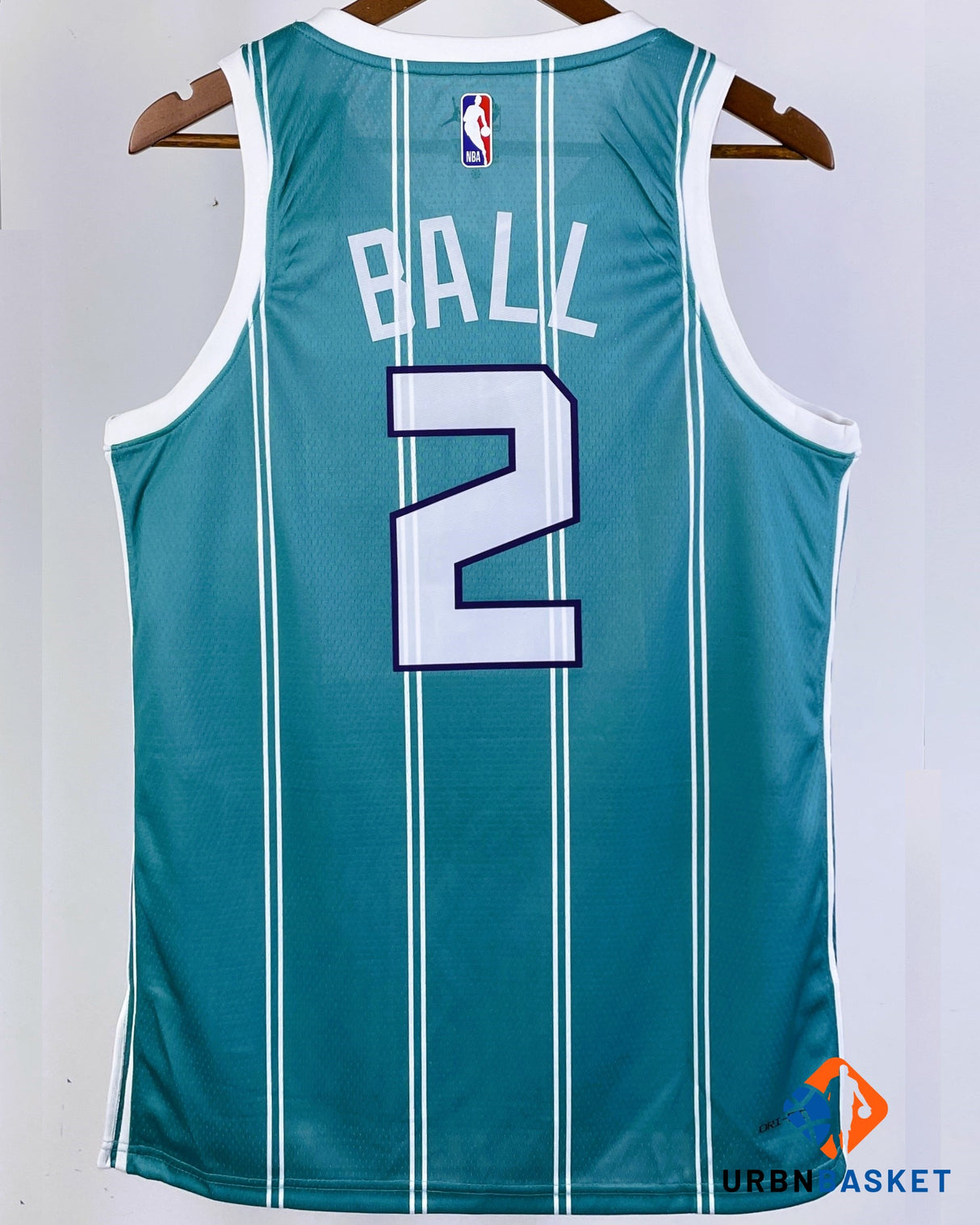 BALL LAMELO (CHA)