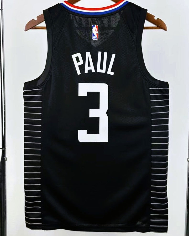 PAUL CHRIS (LAC)