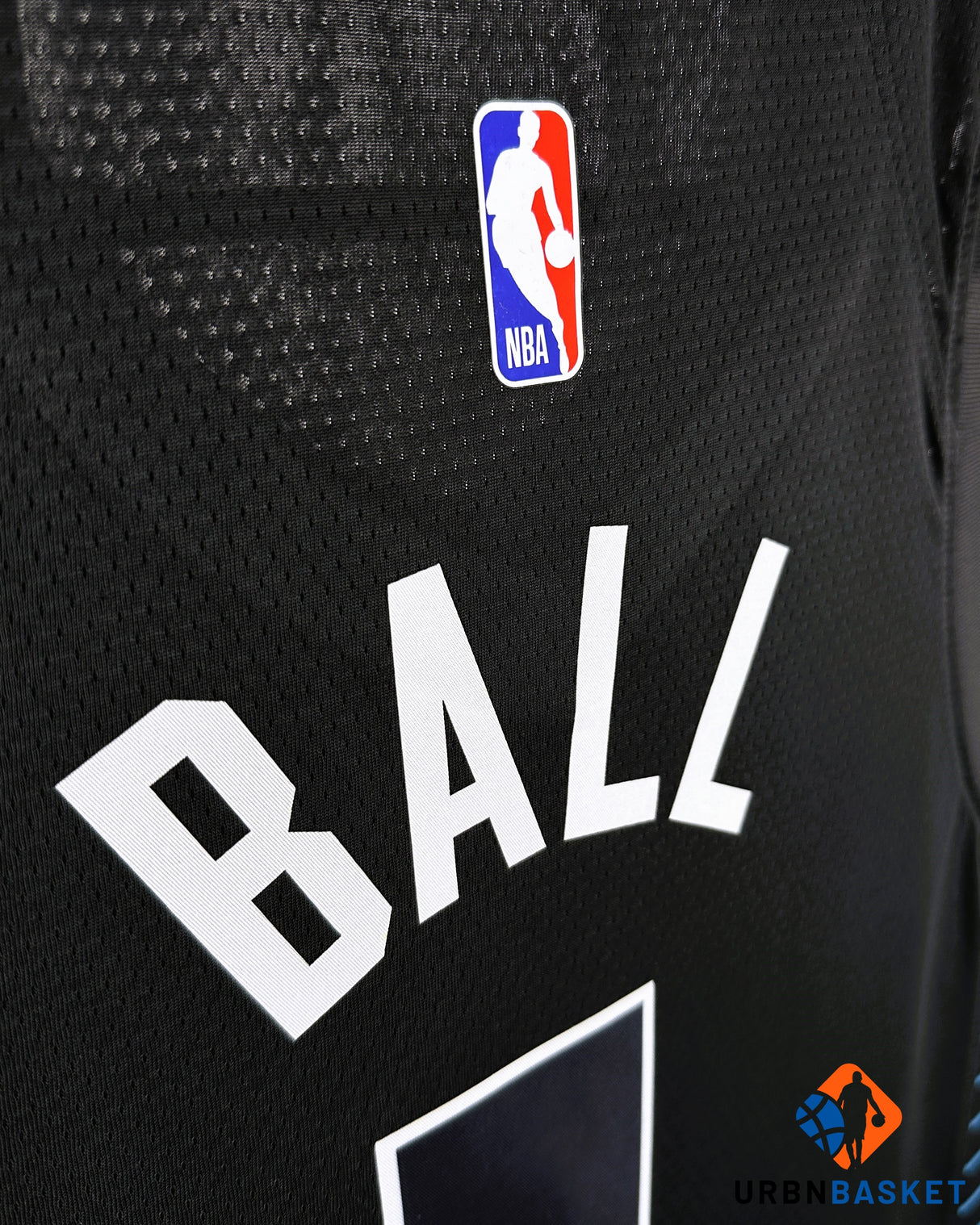 BALL LAMELO (CHA)
