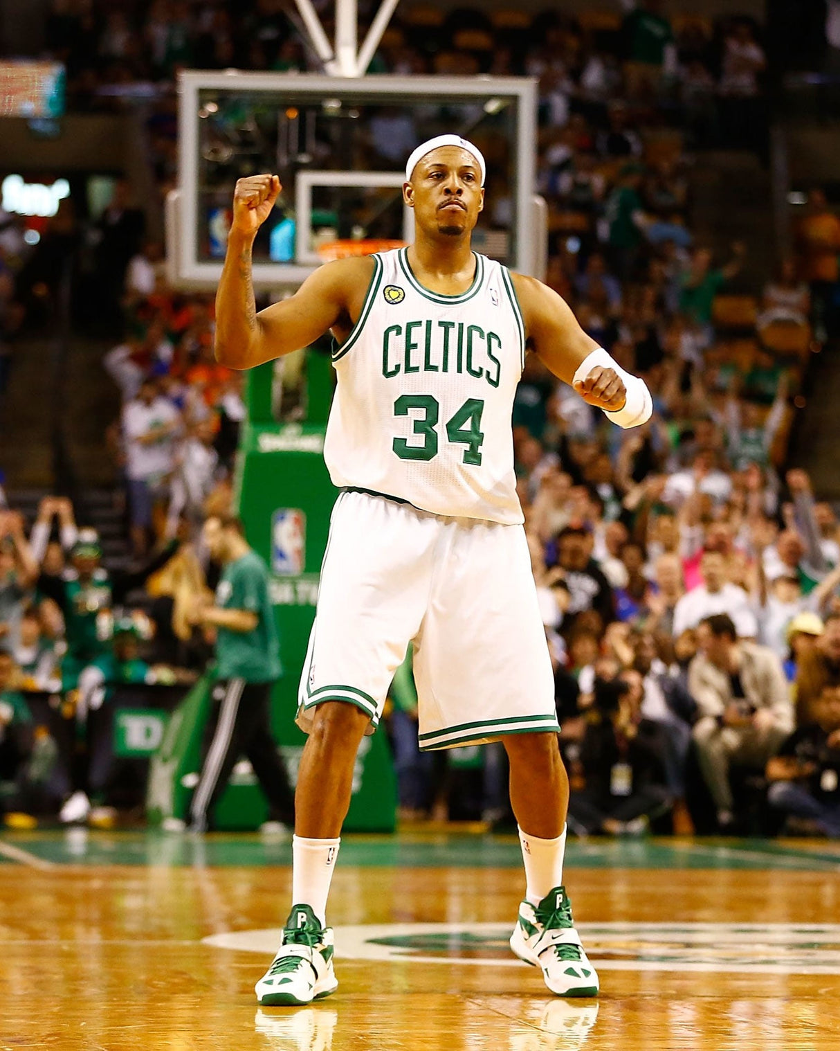 PIERCE PAUL (BOS)